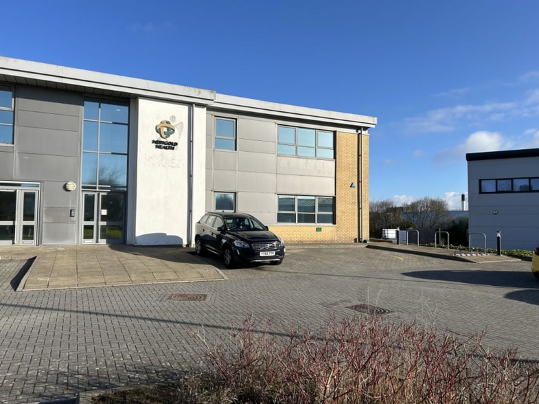 12 William Prance Rd, Plymouth à louer - Photo du bâtiment - Image 1 de 3