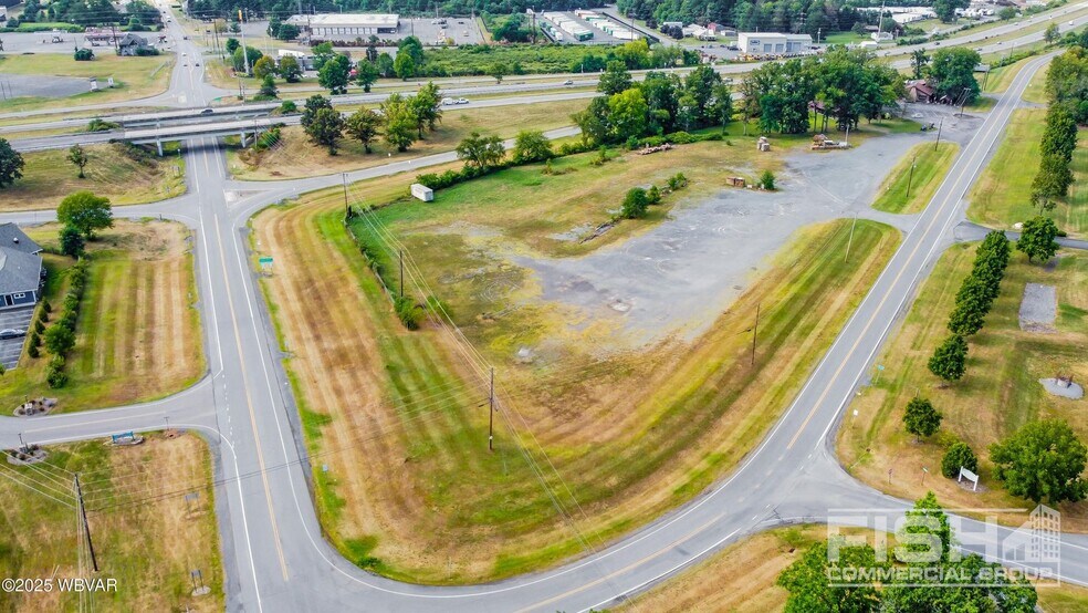 Pine Mountain Rd, Lock Haven, PA à vendre - Photo du bâtiment - Image 2 de 6