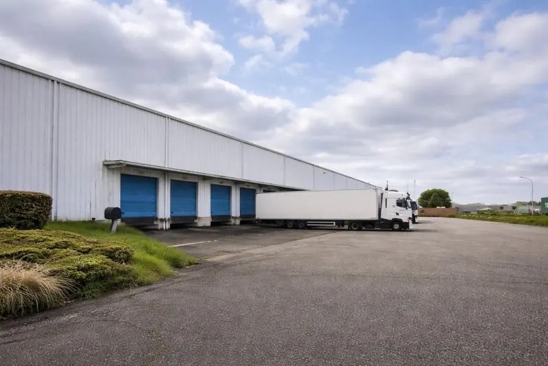 Office in Lespinasse for lease - Building Photo - Image 2 of 15