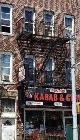 Plus de détails pour 10803 101st Ave, South Richmond Hill, NY - Multi-résidentiel à vendre