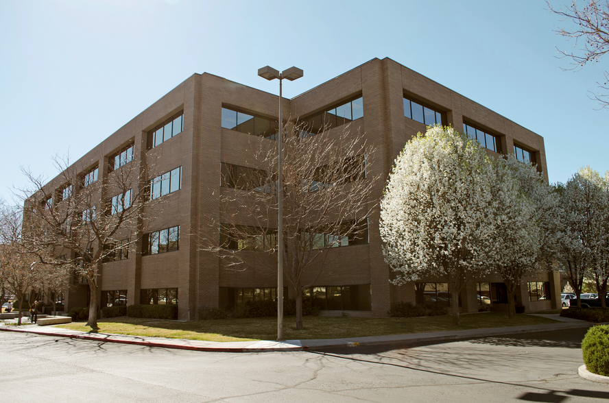 6200 Uptown Blvd NE, Albuquerque, NM for lease - Building Photo - Image 1 of 5