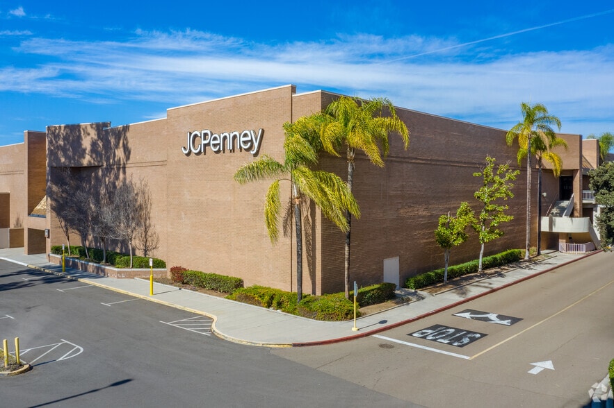 415-761 Parkway Plaza, El Cajon, CA for lease - Building Photo - Image 2 of 17
