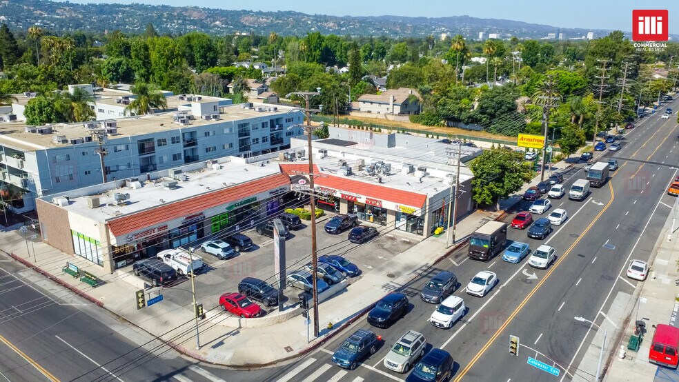 12910 Magnolia Blvd, Sherman Oaks, CA à louer - Photo du bâtiment - Image 2 de 7