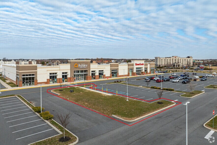 1006 Bunker Hill Rd, Middletown, DE à louer - Photo du bâtiment - Image 2 de 14