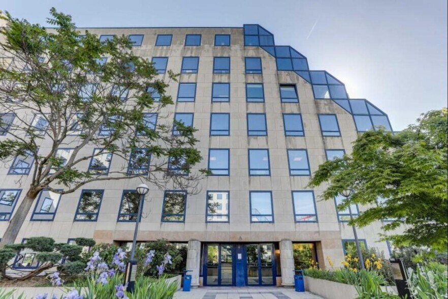5-10 Rue De La Renaissance, Antony à louer - Photo du bâtiment - Image 1 de 1