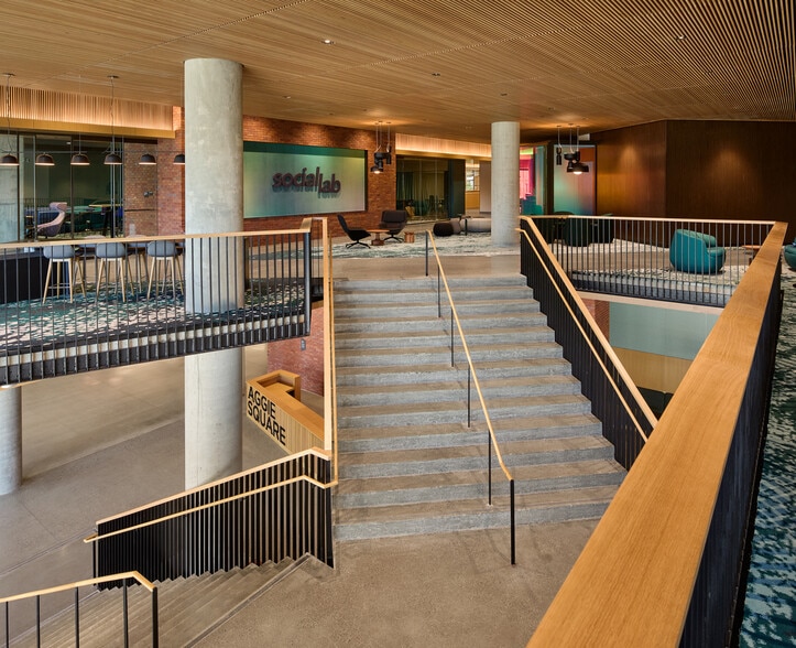 300 Aggie Sq, Sacramento, CA for lease - Lobby - Image 2 of 9