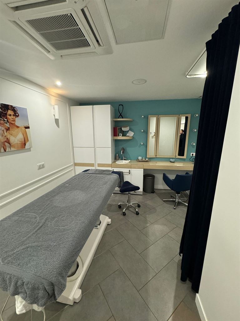 60 Rue De Caumartin, Paris for lease Interior Photo- Image 1 of 5