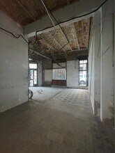 Retail in Tortosa, Tarragona for lease Interior Photo- Image 2 of 4