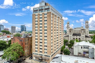 Plus de détails pour 104 W Franklin St, Richmond, VA - Multi-résidentiel à vendre