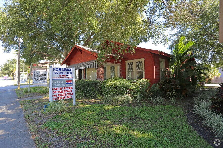 1225 Dr Martin Luther King Jr St N, Saint Petersburg, FL à vendre - Photo du bâtiment - Image 2 de 12