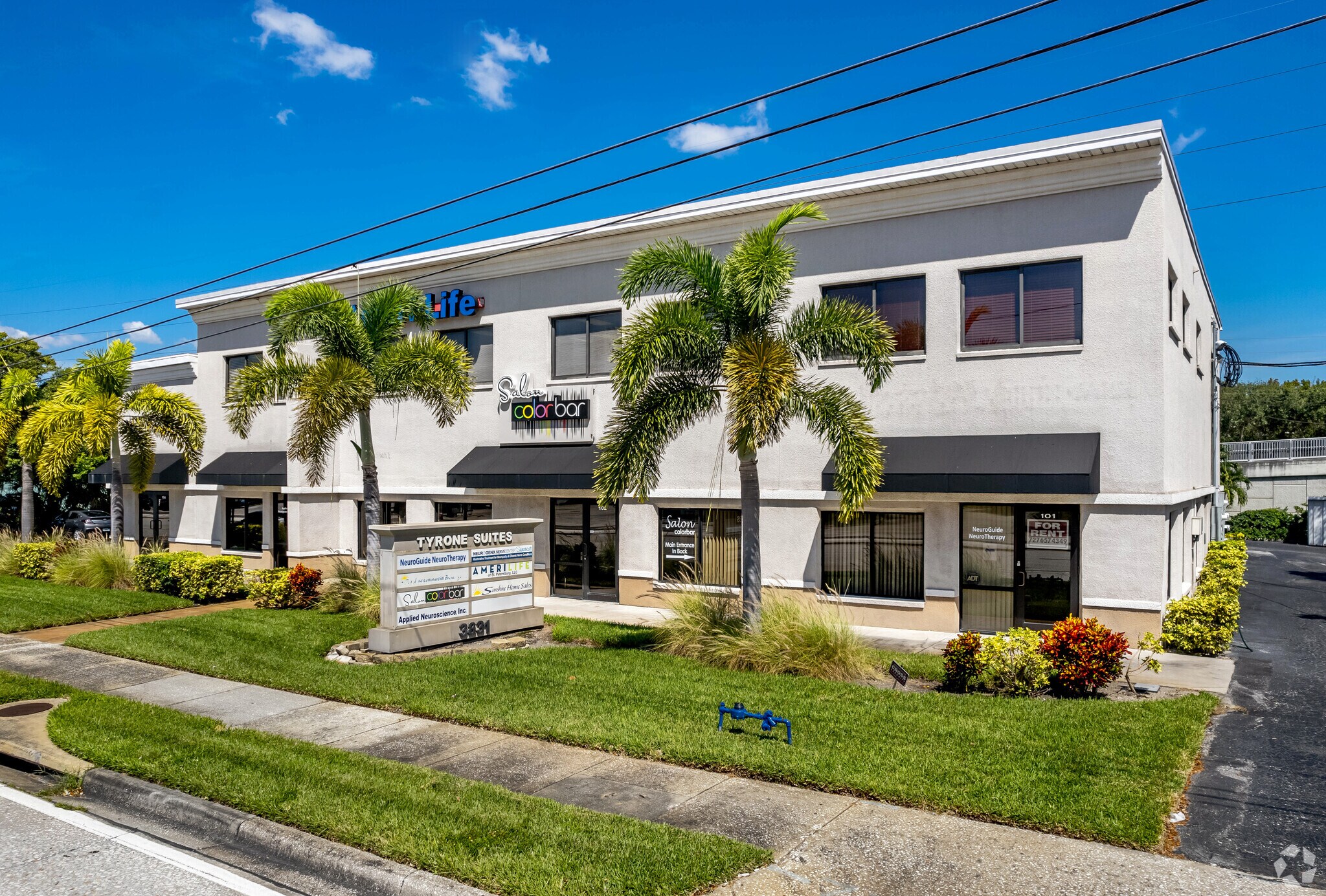 3831 Tyrone Blvd N, Saint Petersburg, FL à louer Photo du bâtiment- Image 1 de 13