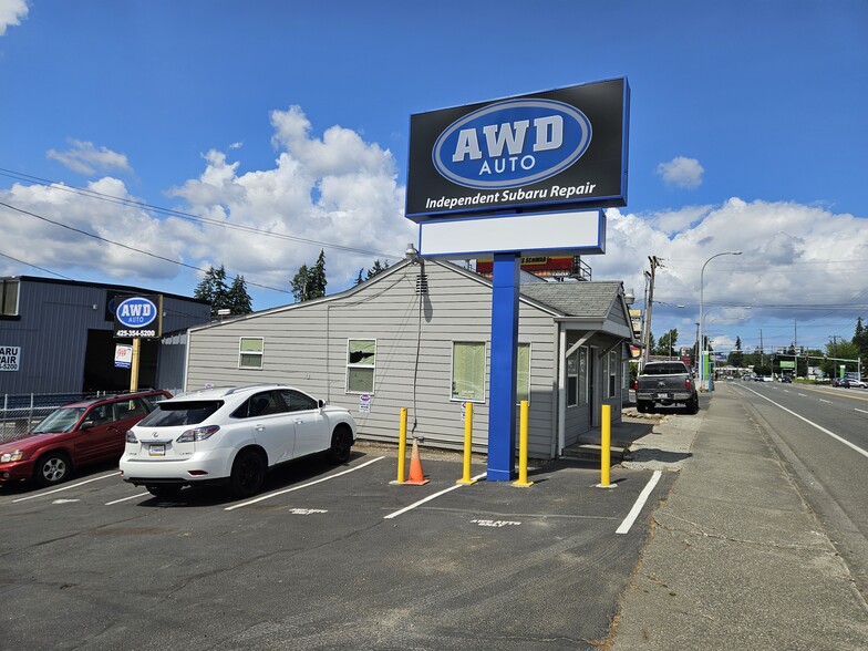 18012 Bothell Everett Hwy, Bothell, WA for lease - Building Photo - Image 1 of 1