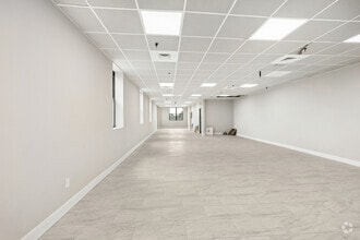 949-955 Yonkers Ave, Yonkers, NY for lease Interior Photo- Image 2 of 2