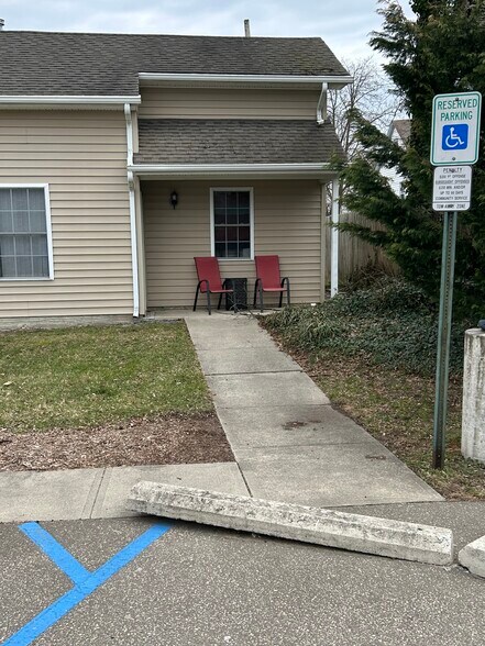 4 Main St, New Egypt, NJ à vendre - Photo du bâtiment - Image 3 de 6