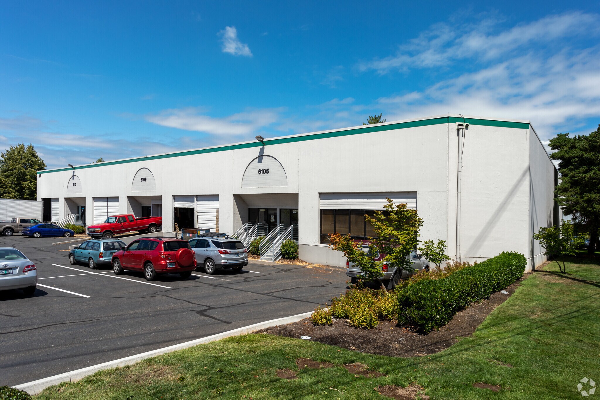 6105-6113 NE 92nd Dr, Portland, OR for lease Building Photo- Image 1 of 6
