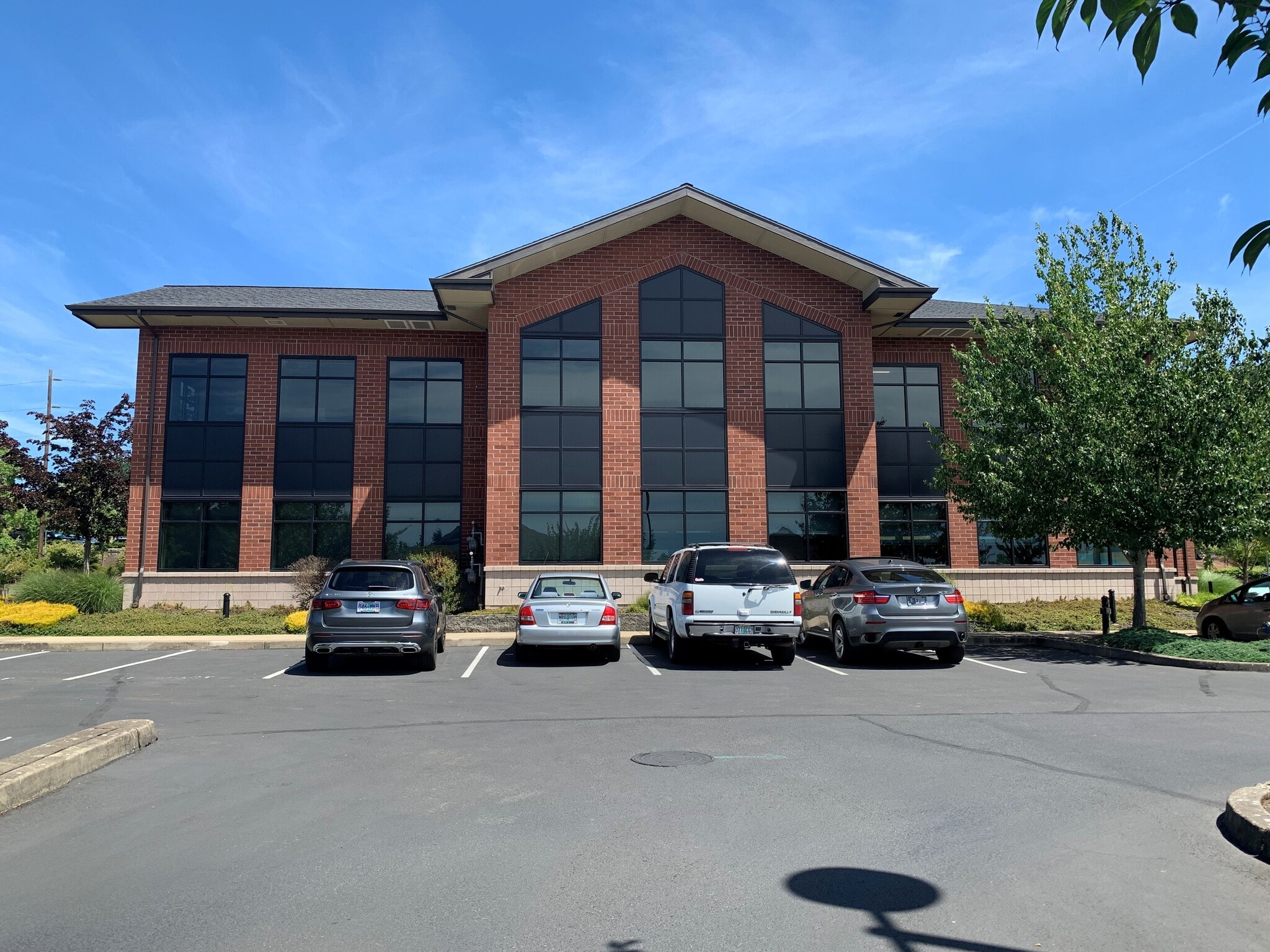 2273 NW Professional Dr, Corvallis, OR for lease Building Photo- Image 1 of 7