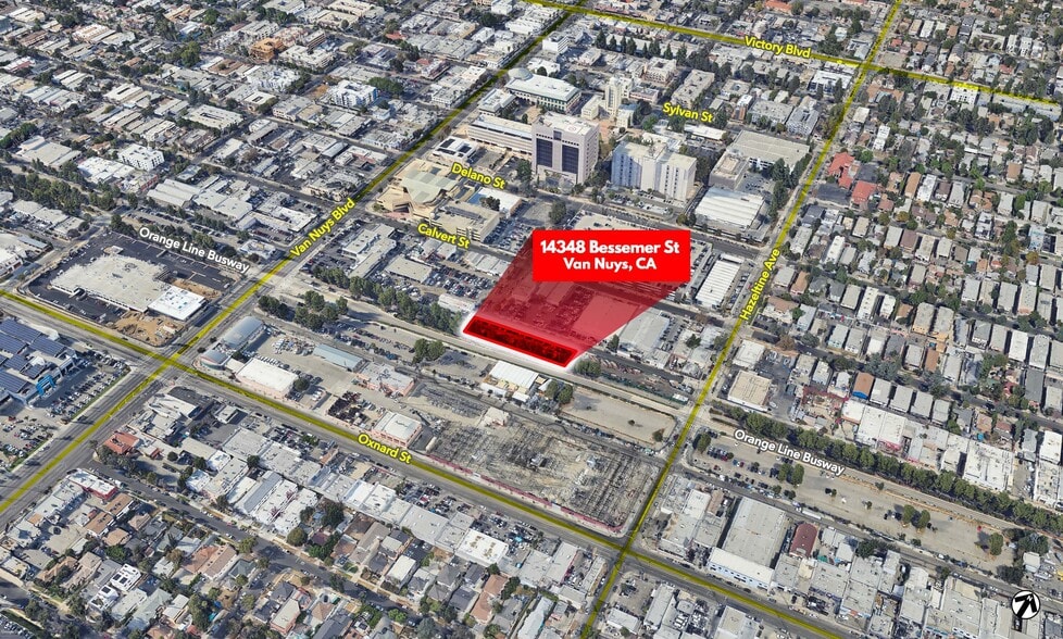 14348 Bessemer St, Van Nuys, CA for lease - Building Photo - Image 3 of 11