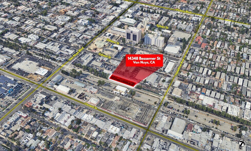 14348 Bessemer St, Van Nuys, CA à louer - Photo du bâtiment - Image 3 de 11