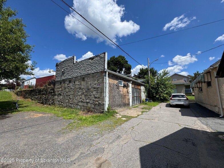 1430 N Main Ave, Scranton, PA for sale - Building Photo - Image 3 of 27