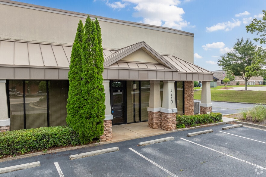 4913 Summer Oak Dr, Buford, GA for lease - Building Photo - Image 2 of 20