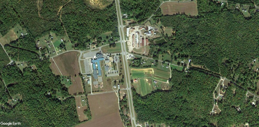 17155 Richmond Tpke, Milford, VA for sale - Primary Photo - Image 2 of 2