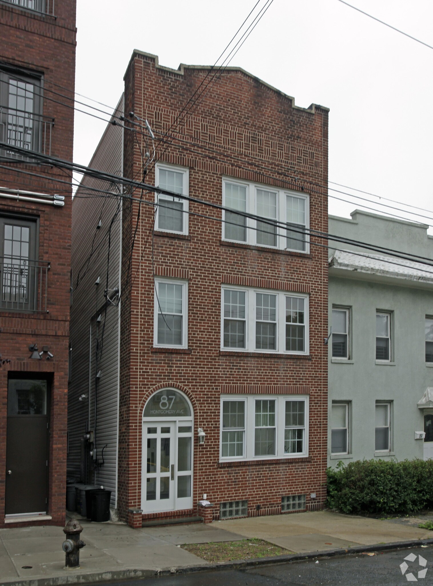 87 Montgomery Ave, Staten Island, NY à vendre Photo principale- Image 1 de 3