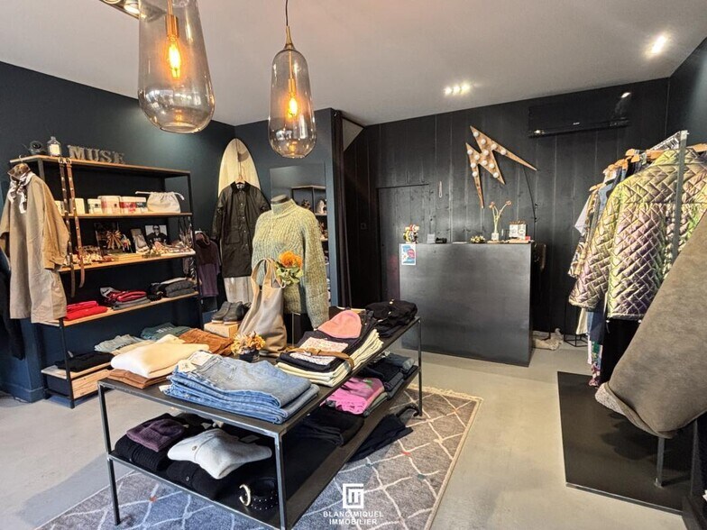 Retail in Le Bouscat for lease - Interior Photo - Image 3 of 8