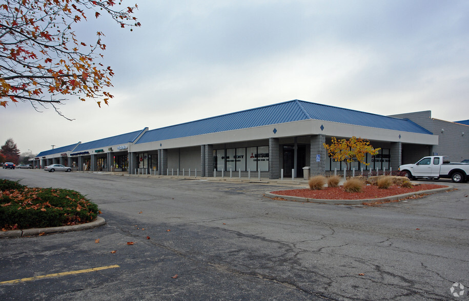 10440-10470 Metcalf Ave, Overland Park, KS for lease - Building Photo - Image 3 of 6