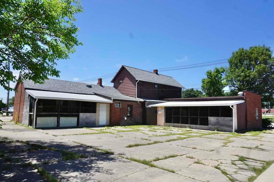 25580 Lakeland Blvd, Euclid, OH for sale - Building Photo - Image 3 of 22