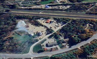 Plus de détails pour 16 Meadow Road Ext, Topsham, ME - Industriel à louer