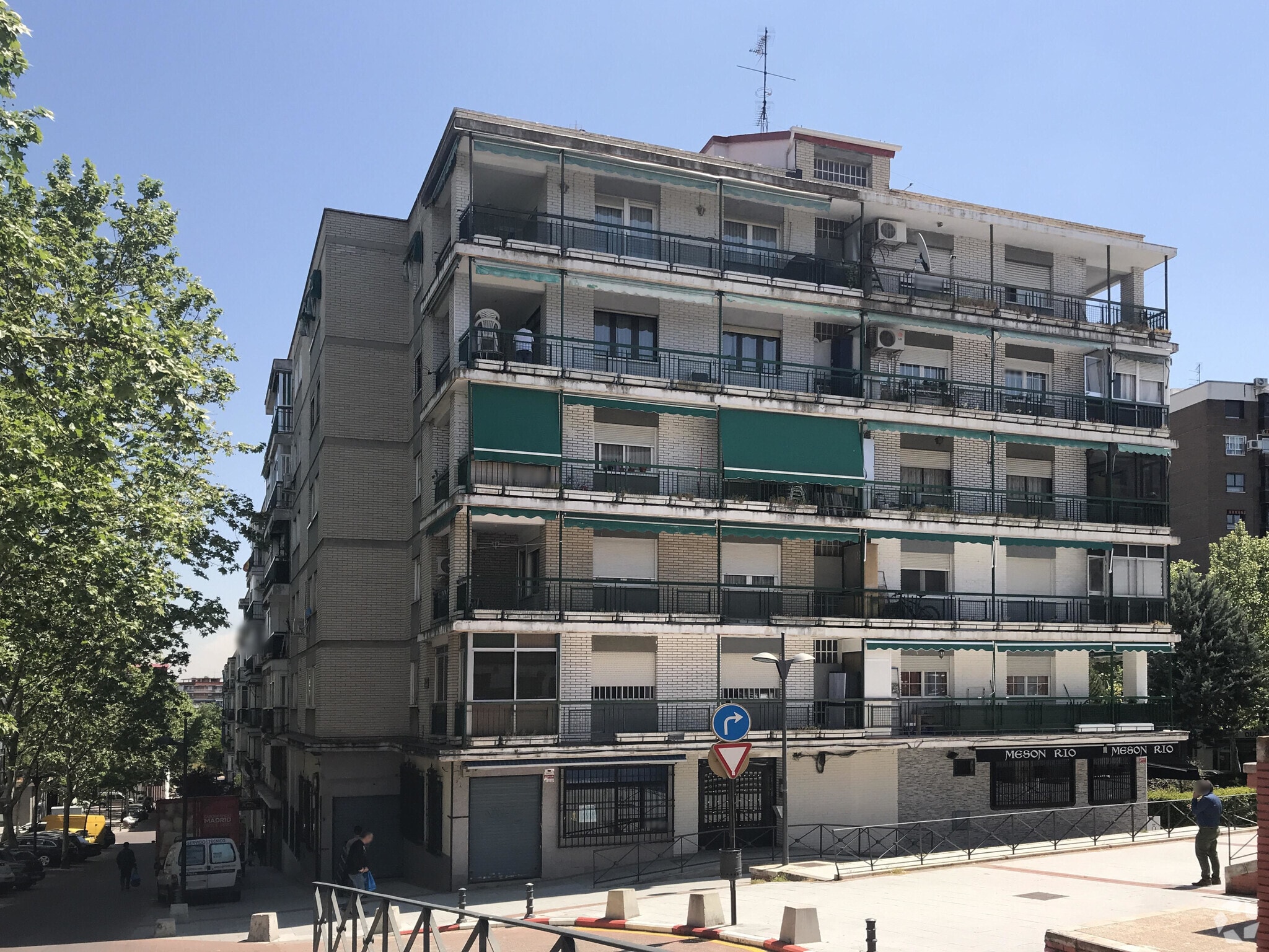 Calle Cantarranas, 1, Alcorcón, Madrid for lease Primary Photo- Image 1 of 3
