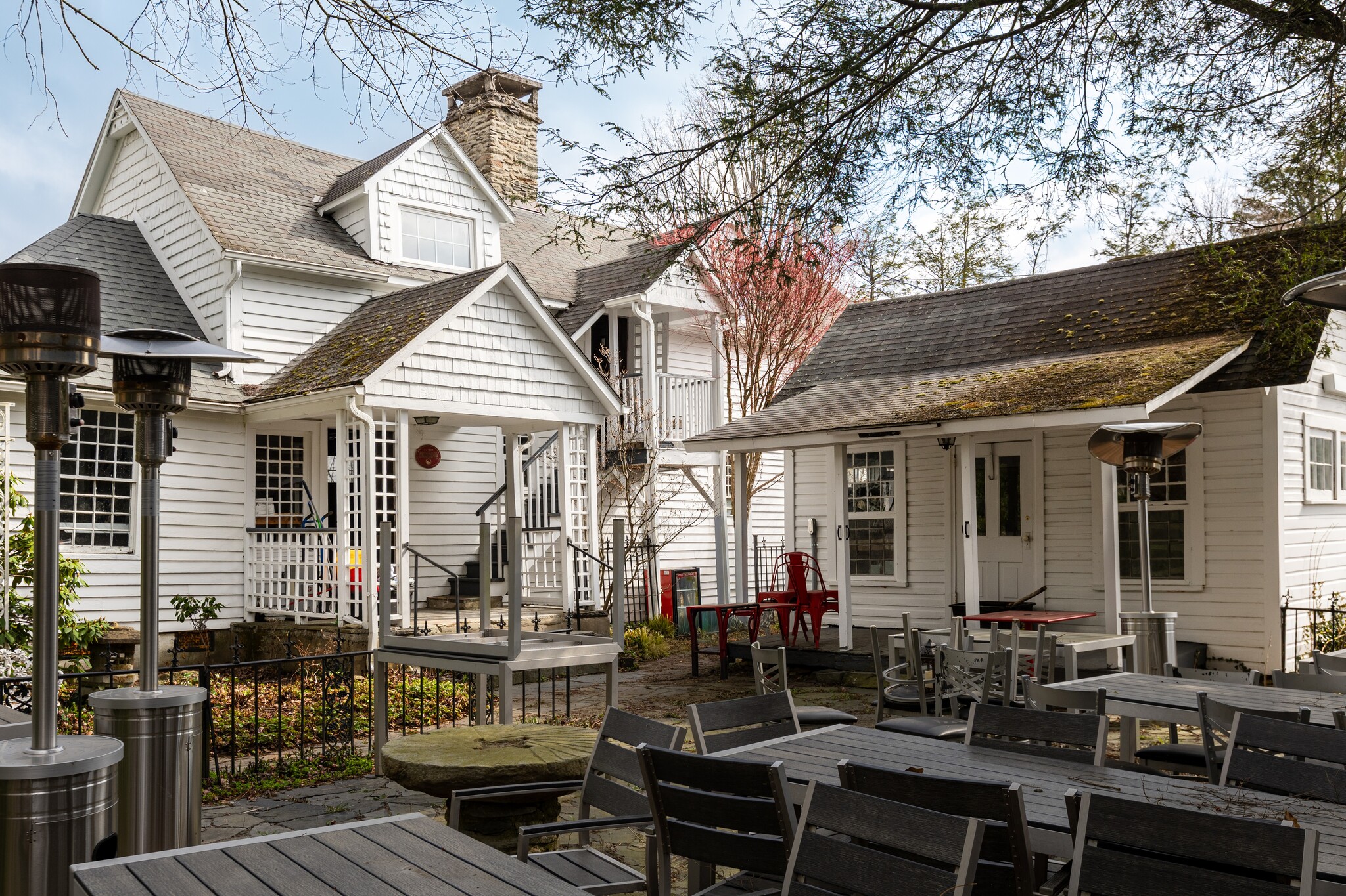 146 Greenway Ct, Blowing Rock, NC for sale Primary Photo- Image 1 of 11
