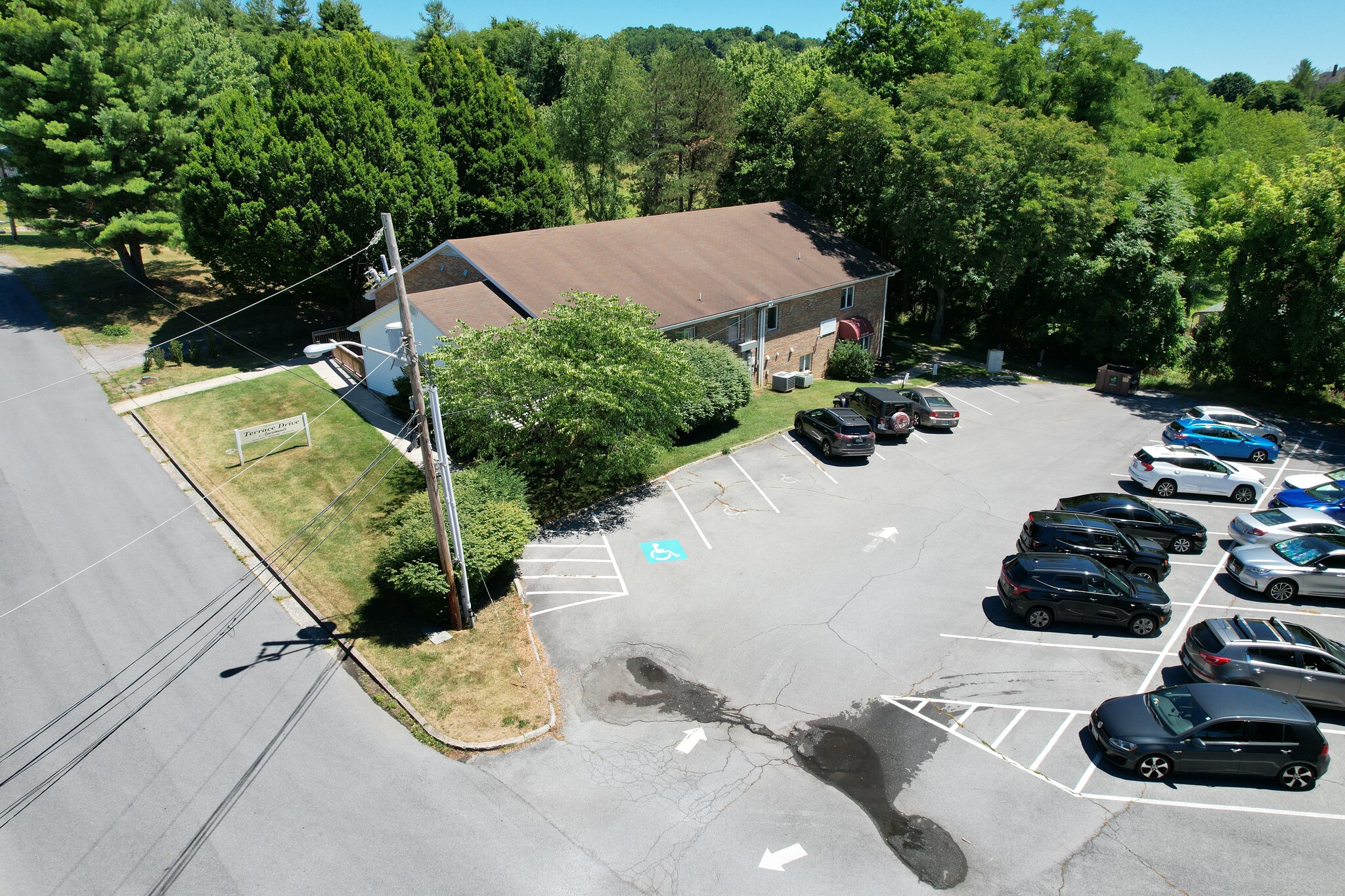 1046 Terrace Dr, Marion, VA for sale Primary Photo- Image 1 of 61