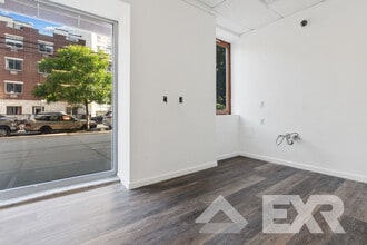 65 Maspeth Ave, Brooklyn, NY for lease Interior Photo- Image 2 of 18