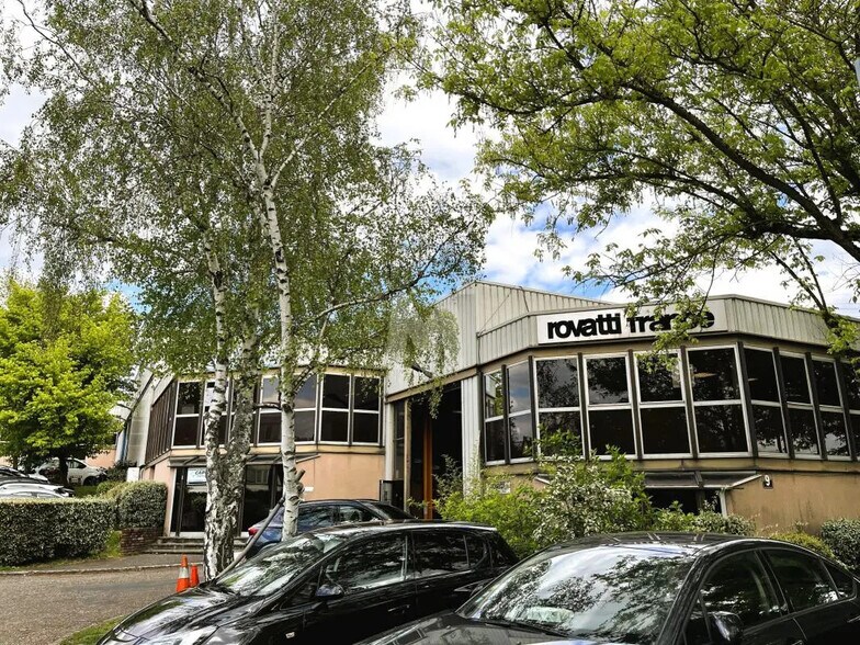 Flex dans Palaiseau à louer - Photo du bâtiment - Image 2 de 10