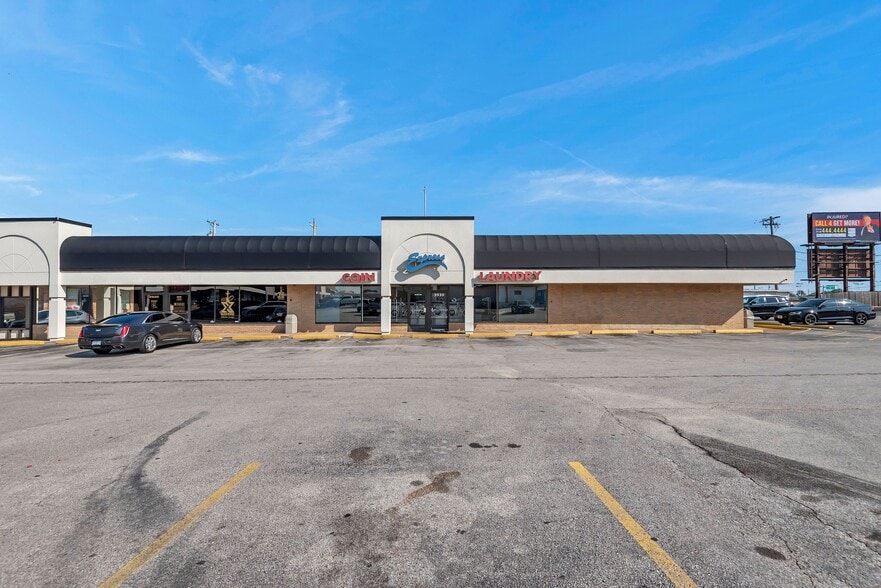 3912-3942 Lemay Ferry Rd, Lemay, MO for lease - Building Photo - Image 3 of 5