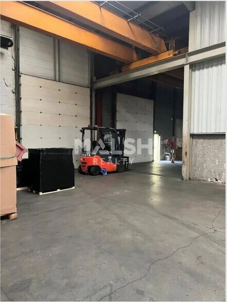 Bureau dans Béligneux à louer - Photo intérieure - Image 2 de 6