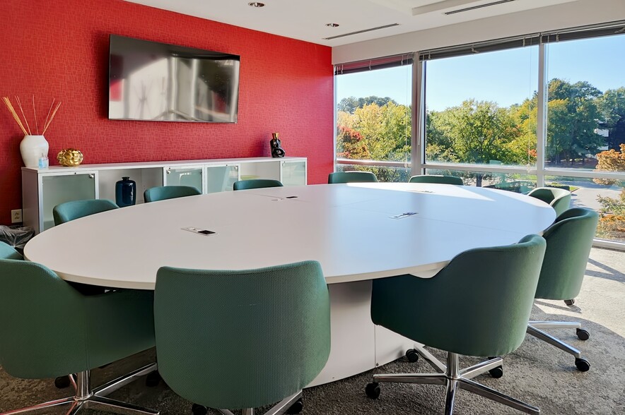 4819 Emperor Blvd, Durham, NC for lease - Building Photo - Image 1 of 12