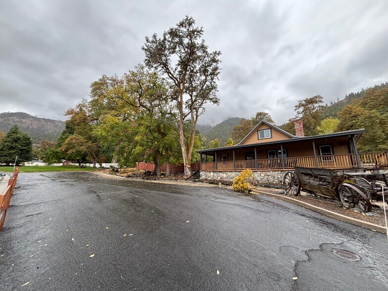 2276 Main St, Genoa, NV à louer - Photo du bâtiment - Image 3 de 12