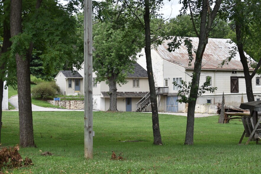 1455 Valley Forge Rd, Phoenixville, PA à vendre - Photo du bâtiment - Image 3 de 4