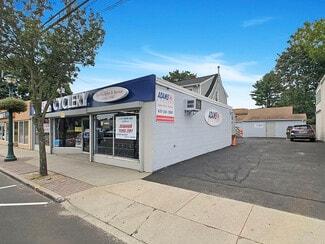 More details for 270 Larkfield Rd, East Northport, NY - Retail for Sale