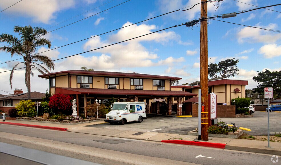 2227 N Fremont St, Monterey, CA à vendre - Photo du bâtiment - Image 2 de 5