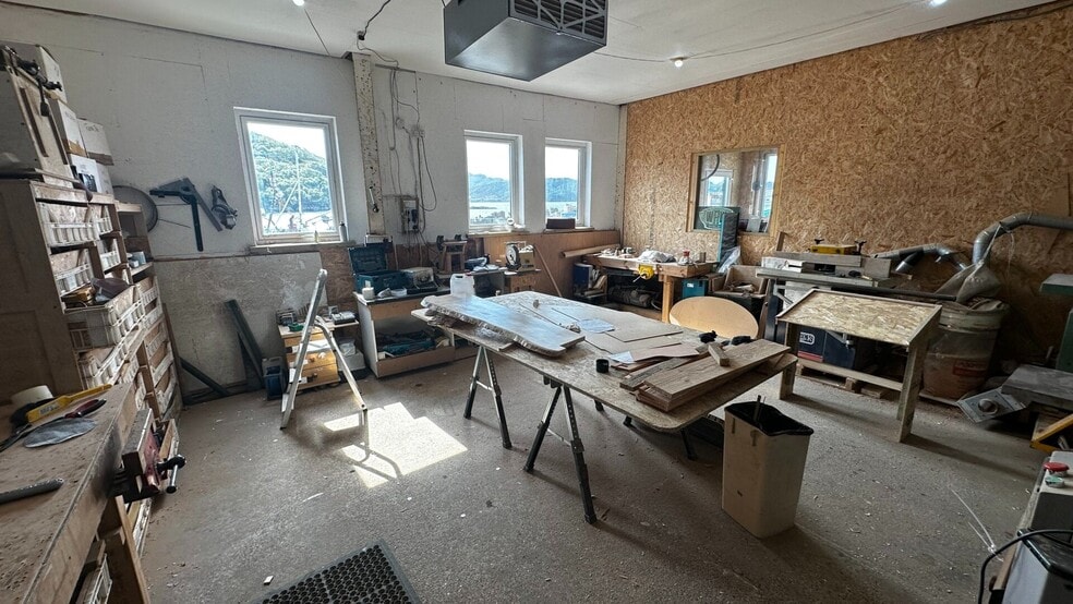 Pier Rd, Gairloch for sale - Interior Photo - Image 2 of 4