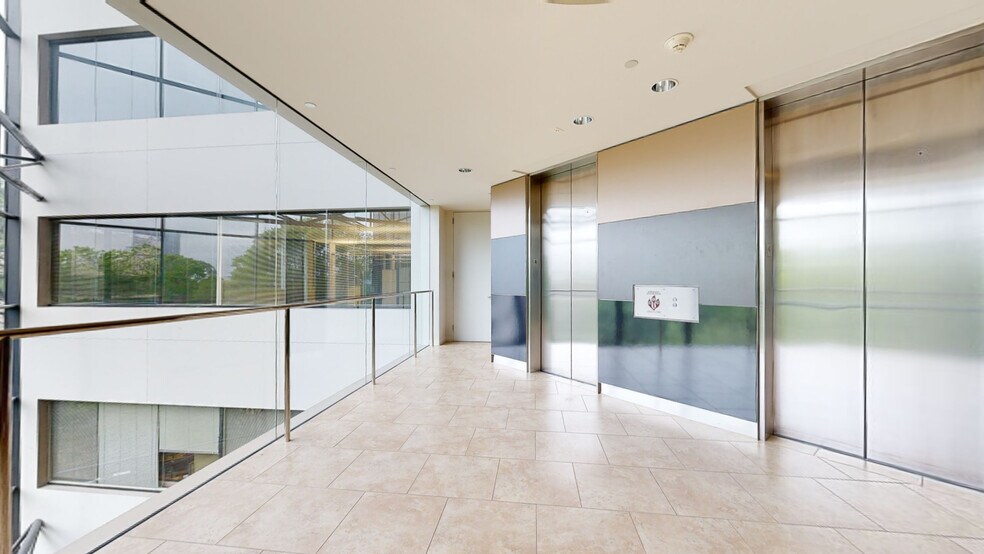 750 Bering Dr, Houston, TX à louer - Numérisation 3D de Matterport - Image 3 de 13