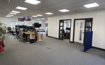 Waterhouse St, Hemel Hempstead for lease Interior Photo- Image 2 of 3