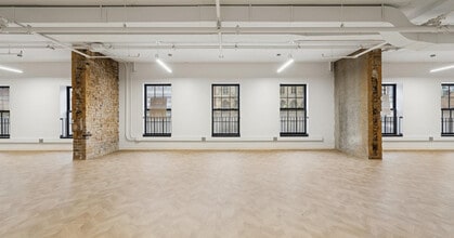 80 Dalhousie St, Toronto, ON à louer Photo intérieure- Image 2 de 4