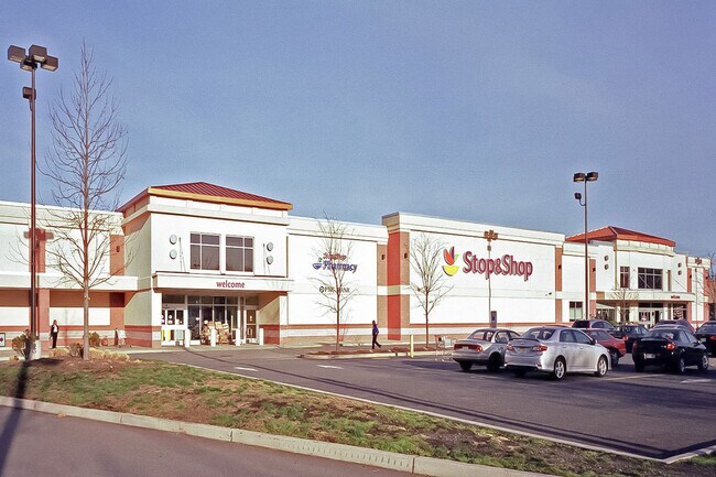 Plus de détails pour 370 W Pleasantview Ave, Hackensack, NJ - Commerce de détail à louer
