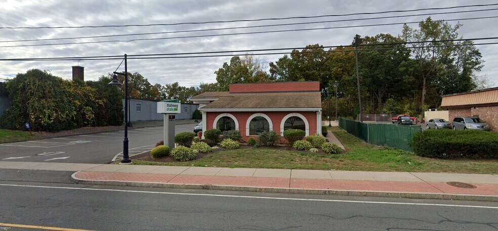 270 Broad St, Manchester, CT à vendre - Photo du bâtiment - Image 1 de 1