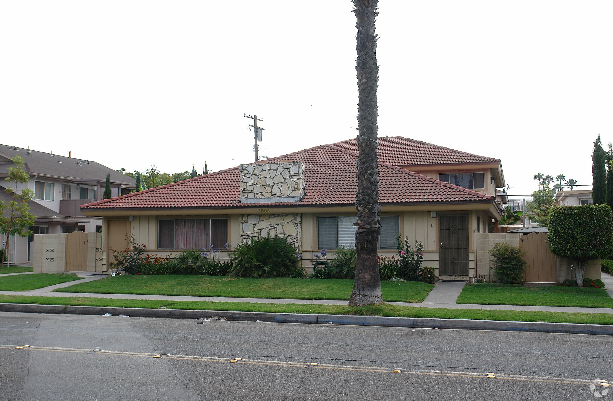 1606 S 9th St, Anaheim, CA for sale Primary Photo- Image 1 of 3