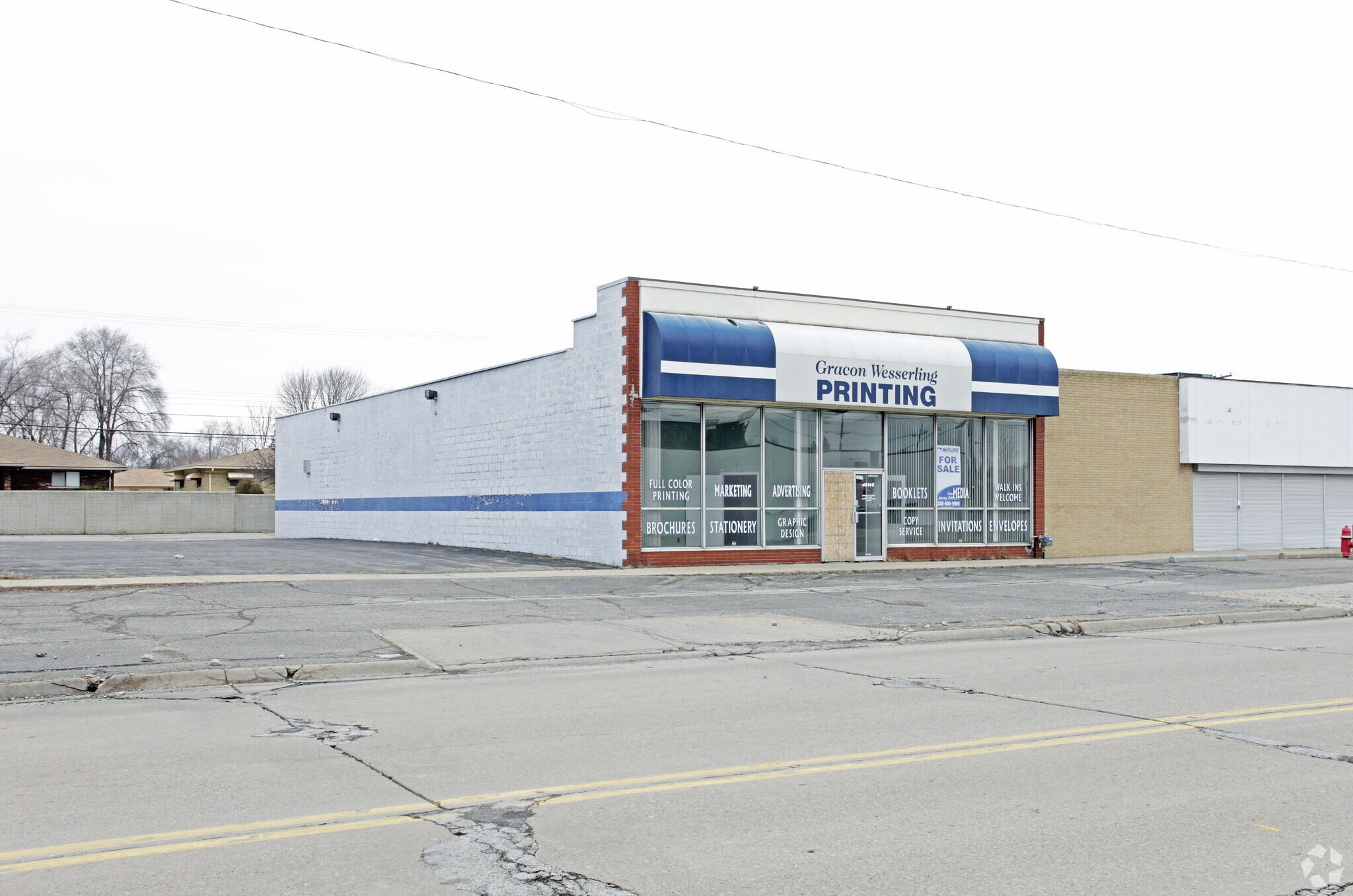 18145 E 8 Mile Rd, Eastpointe, MI à vendre Photo principale- Image 1 de 9